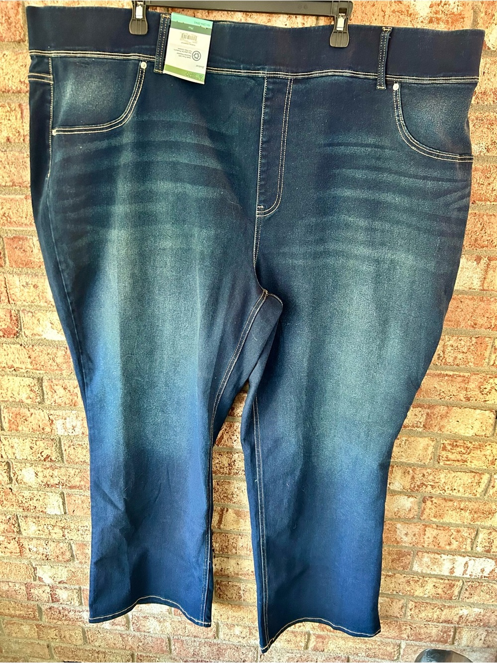 Size 4X Women’s Dark Blue Pull-On Stretch Jeans